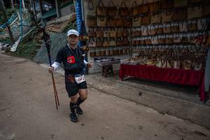 BIB: 6145
                            <button type="button" onclick="openModal(22795481)" class="btn btn-primary btn-sm float-right btn-popup" data-toggle="modal" data-target=".modal-high-quality">
                        <i class="fas fa-shopping-cart"></i> Add to Cart
                    </button>
                                            <button type="button" onclick="isThisMe(22795481, true)" class="btn btn-success btn-sm float-right btn-popup btn-isme hidden" data-toggle="tooltip" data-placement="bottom" title="นี่คือรูปของคุณใช่ไหม คลิกที่นี่เพื่อเอาเข้าอัลบั้ม">
                        <i class="fas fa-plus"></i> Add to album
                    </button>
                    <button type="button" onclick="isThisMe(22795481, false)" class="btn btn-warning btn-sm float-right btn-popup btn-isnotme hidden">
                        <i class="fas fa-ban"></i> Remove from album
                    </button>